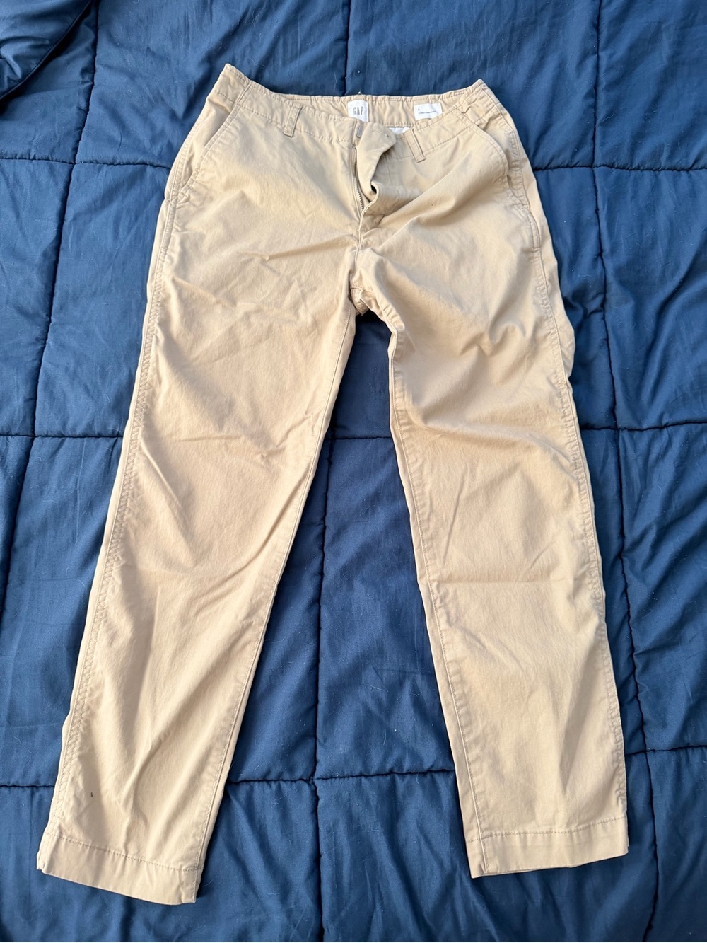 GAP Women's Downtown Khaki Straight-Leg Chinos size 6
